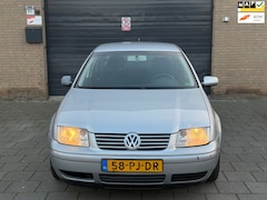 Volkswagen Bora - 1.6-16V Athene Apk Airco Trekhaak