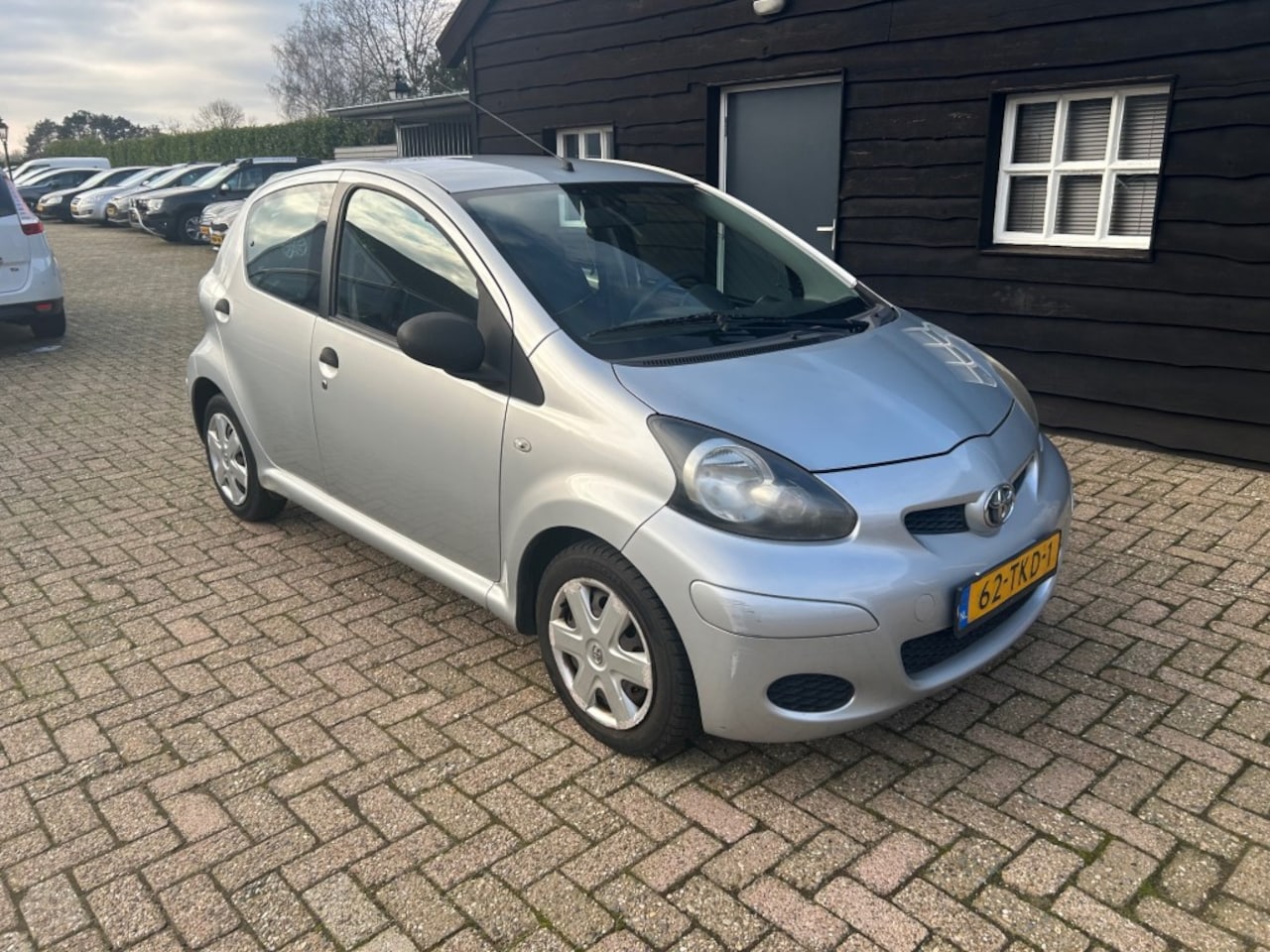 Toyota Aygo - 1.0-12V Now 1.0-12V Now - AutoWereld.nl