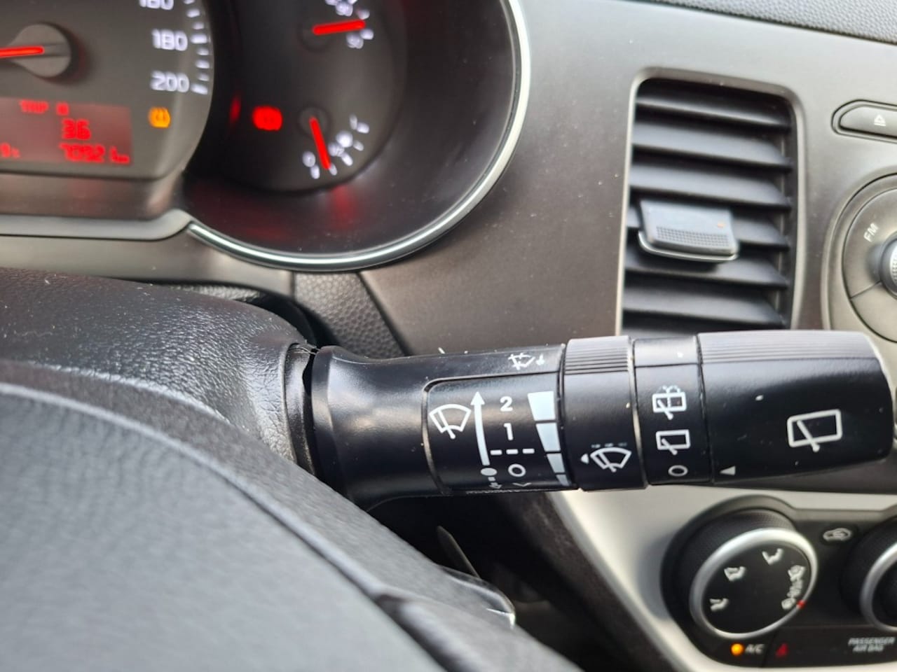 Kia Picanto - 1.0 CVVT Economy PlusLine RADIO CD/AIRCO/ELEC.RAMEN/CV