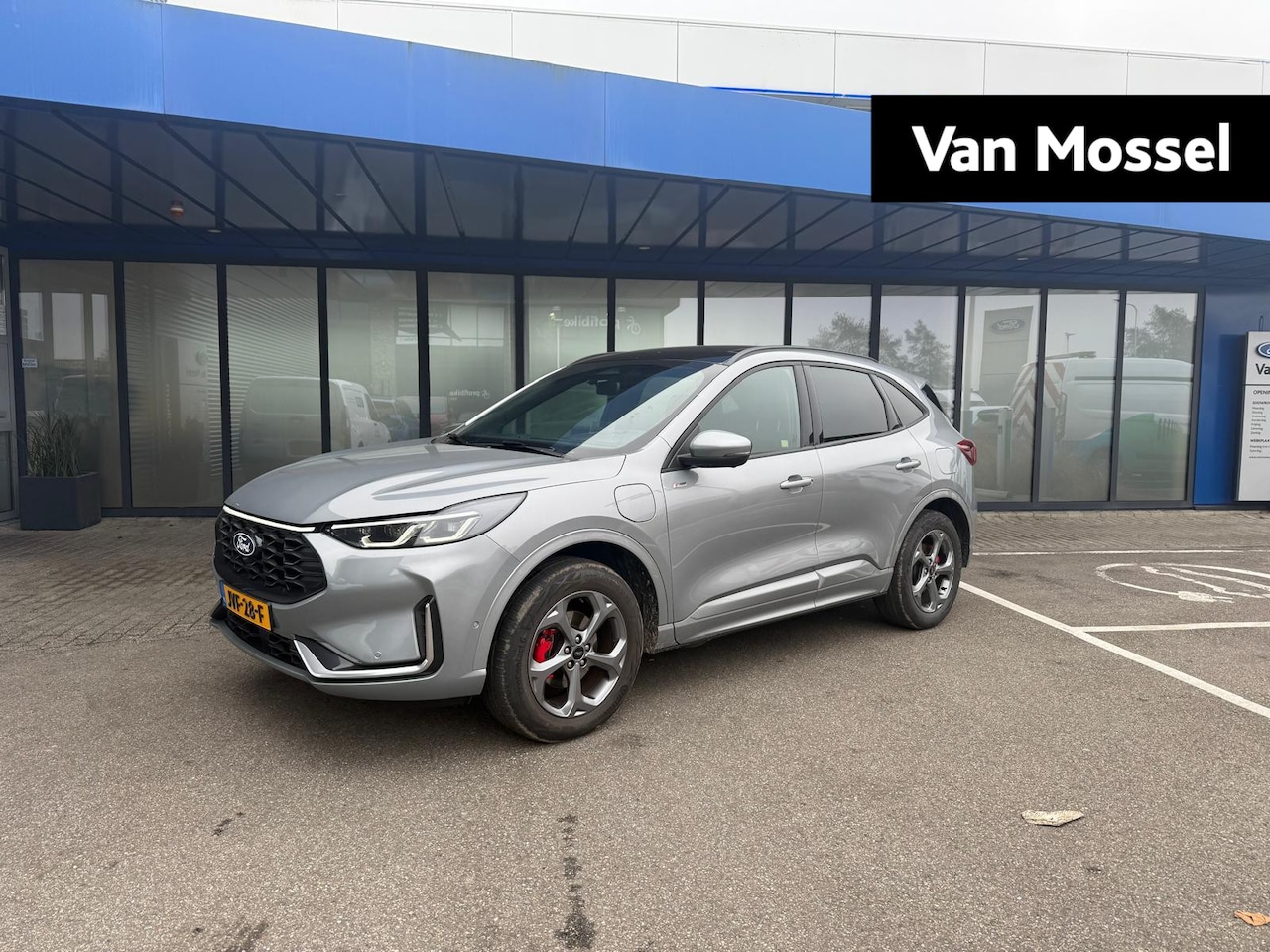 Ford Kuga - 2.5 PHEV ST-Line X | Panoramadak | Trekhaak | 2100KG Trekgewicht! | Winter Pack | Memory S - AutoWereld.nl