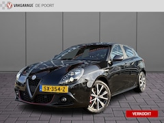 Alfa Romeo Giulietta - 1.4 Turbo MultiAir Super | NL-auto | Pano | Leder | Navi | Cruise
