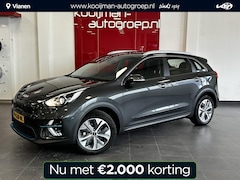 Kia e-Niro - DynamicLine 64 kWh Stoel/Stuurverwarming , Parkeersensoren achter , Keyless entry- & start