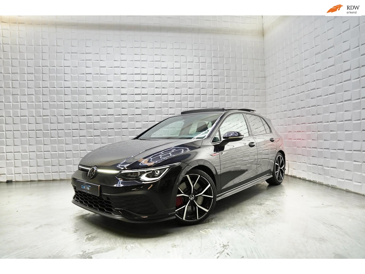 Volkswagen Golf - 2.0 TSI GTI CLUBSPORT PANO IQ H&K HEAD UP - AutoWereld.nl