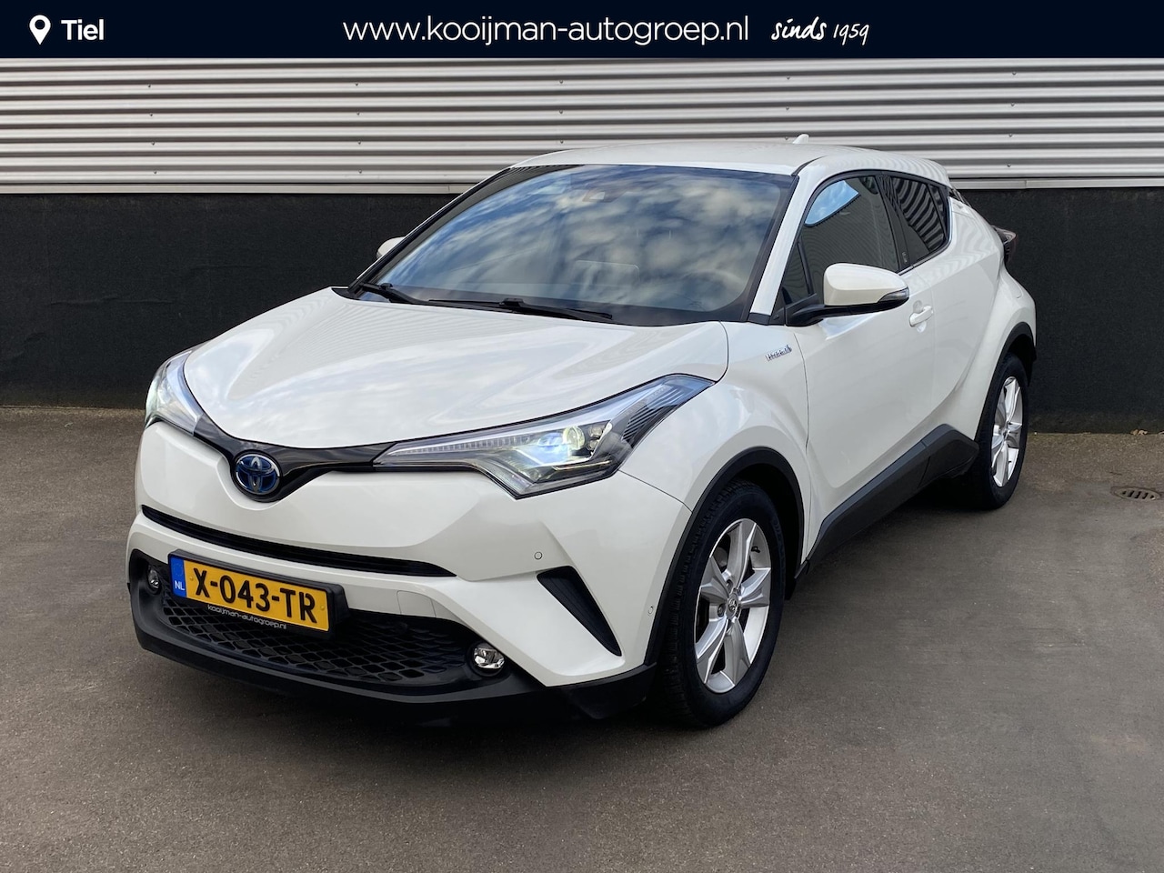 Toyota C-HR - 1.8 Hybrid Dynamic edition Stoel- & stuurverwarming, dodehoek detectie, navigatie, achteru - AutoWereld.nl