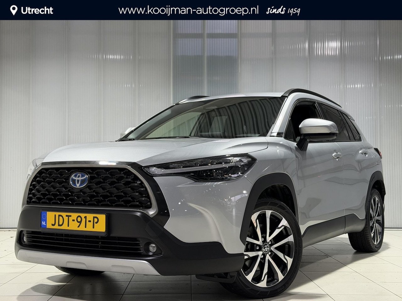 Toyota Corolla Cross - Hybrid 200 Dynamic | Elektrische achterklep | LM Velgen | Navigatie | - AutoWereld.nl