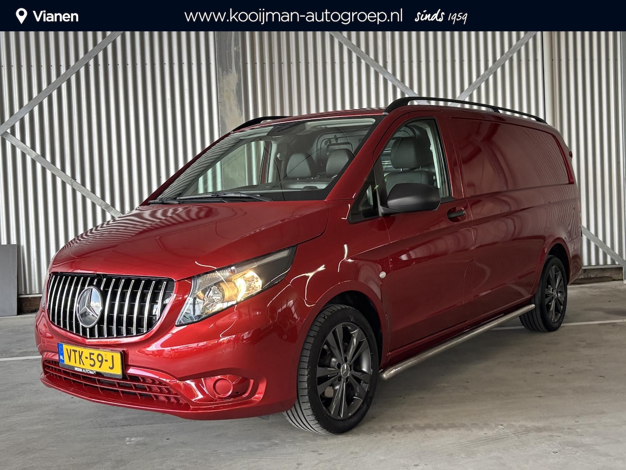 Mercedes-Benz Vito - 116 CDI Lang AppleCarPlay, Treeplanken,Automaat, Slechts 42.913KM! - AutoWereld.nl