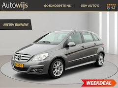 Mercedes-Benz B-klasse - 200|AUT|136PK|NAVI|PDC|TREKHAAK|STOELVERW