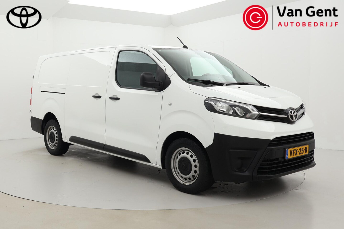 Toyota ProAce Worker - 1.5 D-4D Cool Comfort Long | Lat om lat | Cruise Control | Airco | 3-zits | Betonplex | Bl - AutoWereld.nl