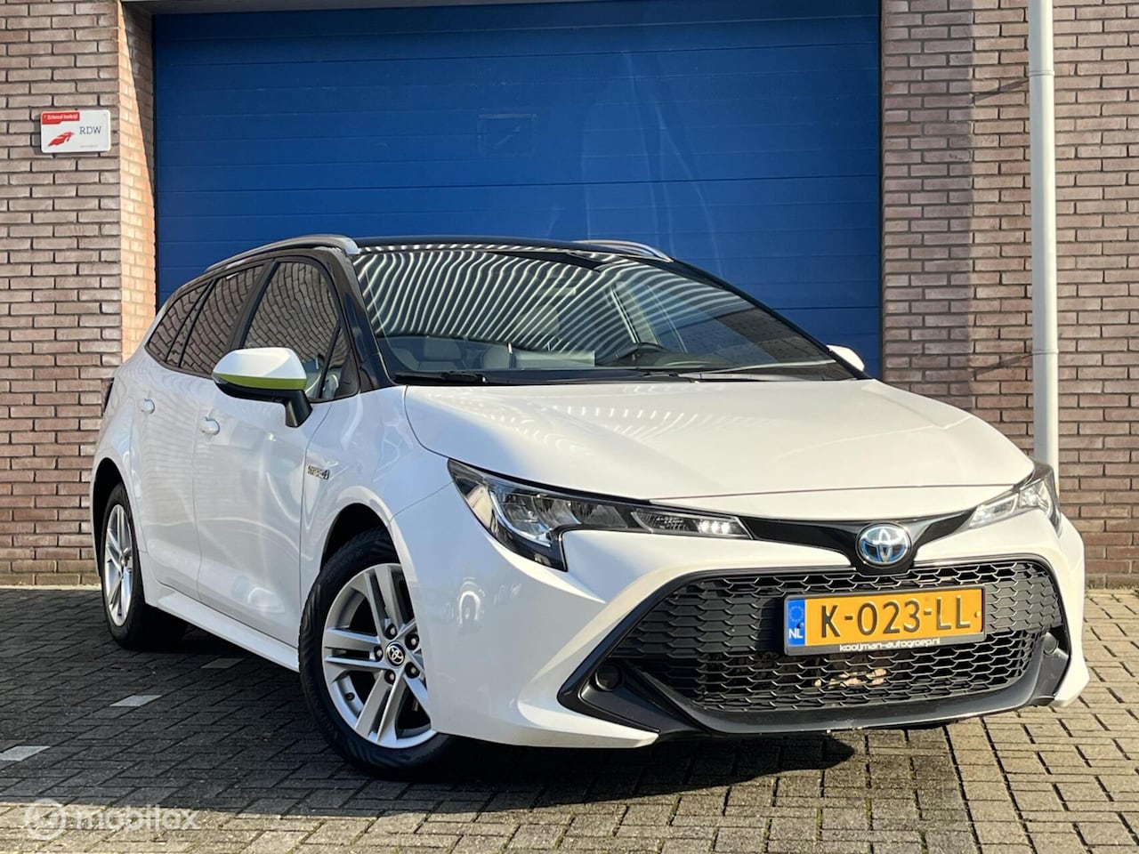 Toyota Corolla Touring Sports - 1.8 Hybrid 1e eig. NAP, Dealer onderhouden! BTW Auto! - AutoWereld.nl