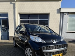 Peugeot 107 - 1.0-12V XS