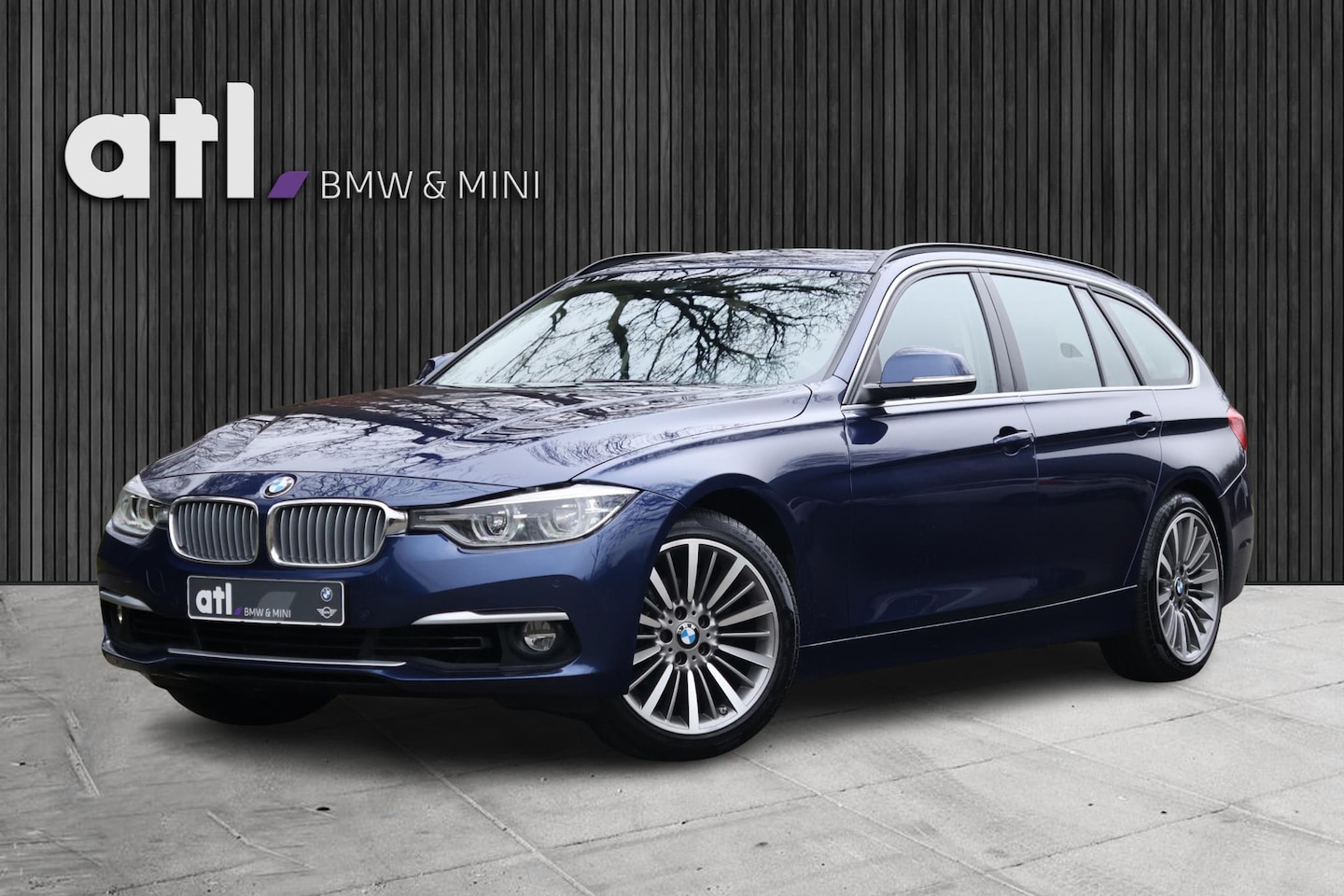 BMW 3-serie Touring - 318i Luxury Edition AUT | Dealer onh | Org NL | Navi Pro | Sportstoel | LED | DAB | Hifi | - AutoWereld.nl