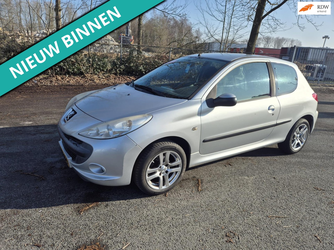 Peugeot 206 - 1.4 XS LEUKE AUTO RIJDT EN SCHAKELT GOED - AutoWereld.nl