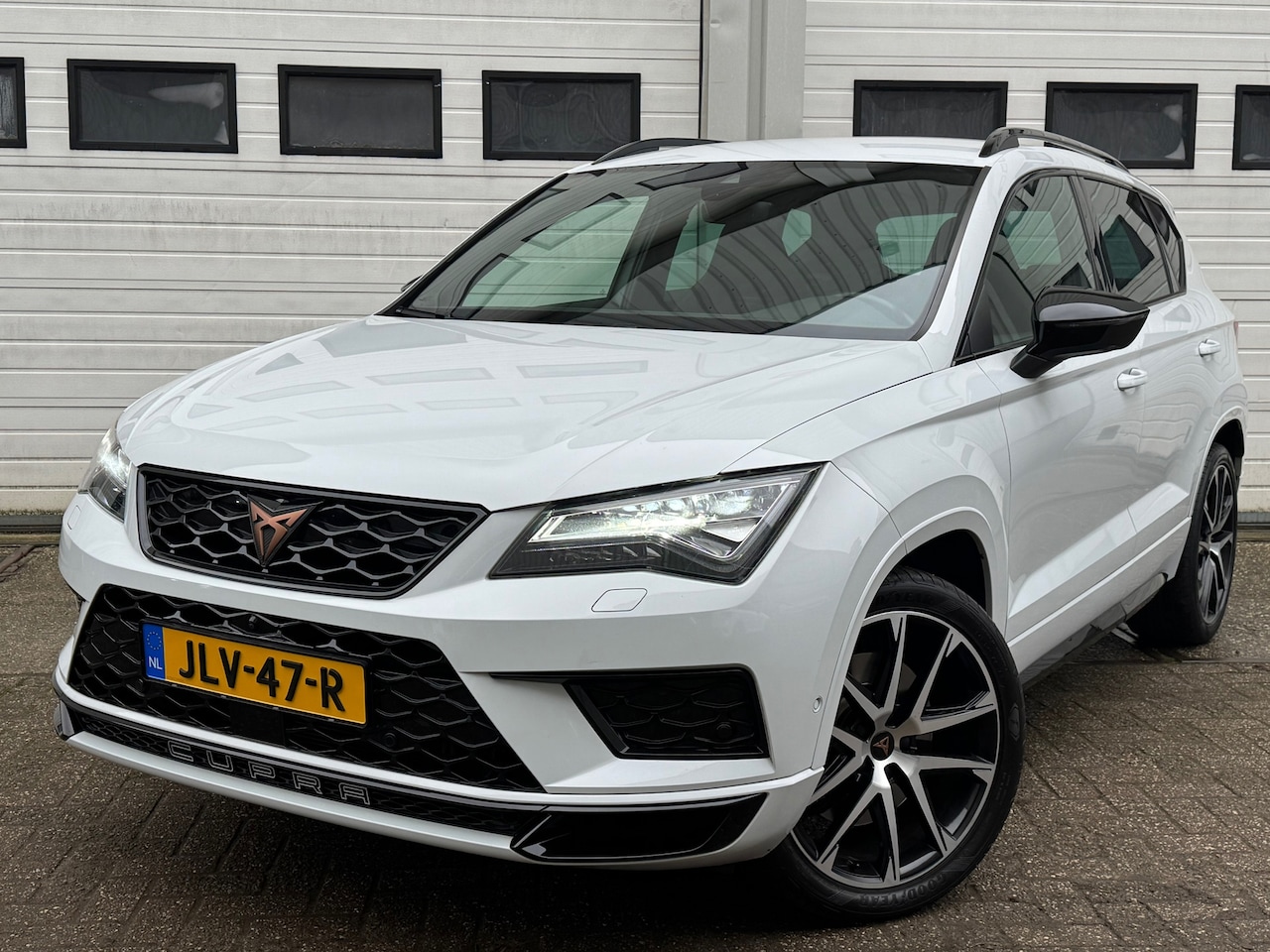 CUPRA Ateca - 2.0 TSI 4DRIVE 300pk/Virtual/Led/Xenon/Carplay/Acc/Front-Lane assist/blindsport/360camera - AutoWereld.nl
