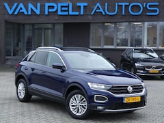 Volkswagen T-Roc - 1.0 TSI Style Business / PANO / VIRTUAL / FULL LED