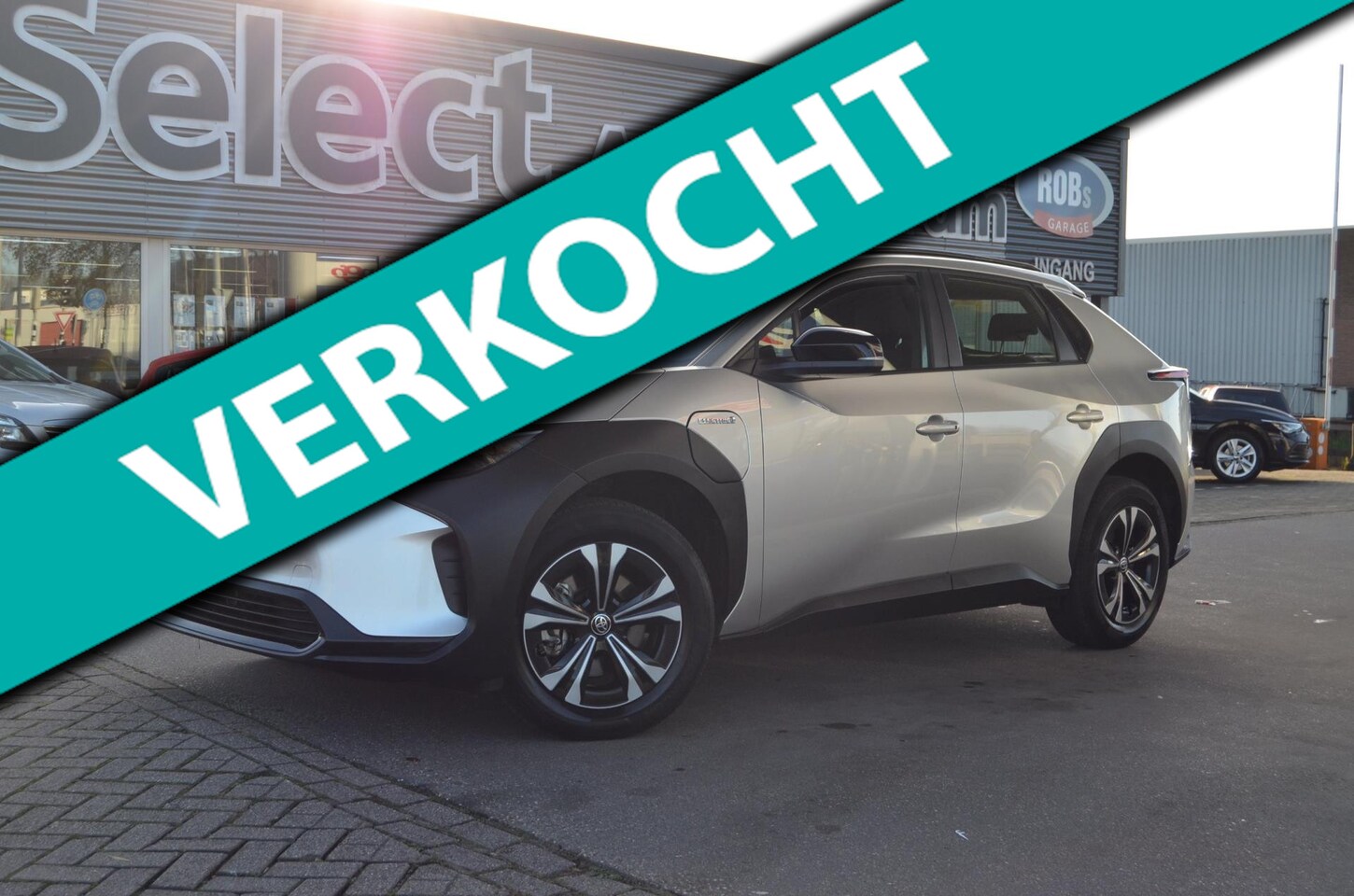 Toyota bZ4X - Active 71 kWh|NAVI|CARPLAY|CAMERA|ADAPT.CRUISE - AutoWereld.nl