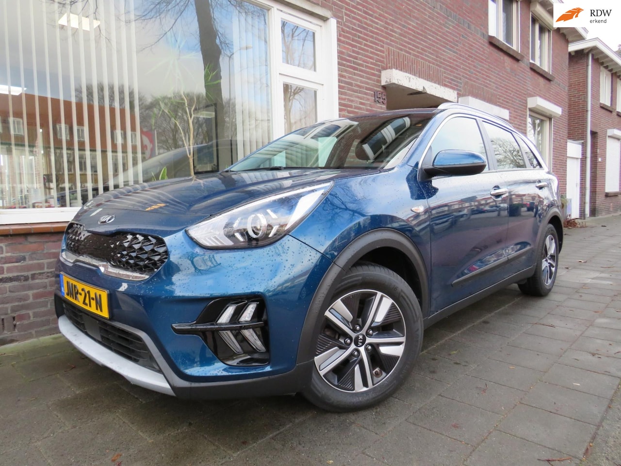 Kia Niro - 1.6 GDi Hybrid DynamicLine 50 Dkm. - AutoWereld.nl