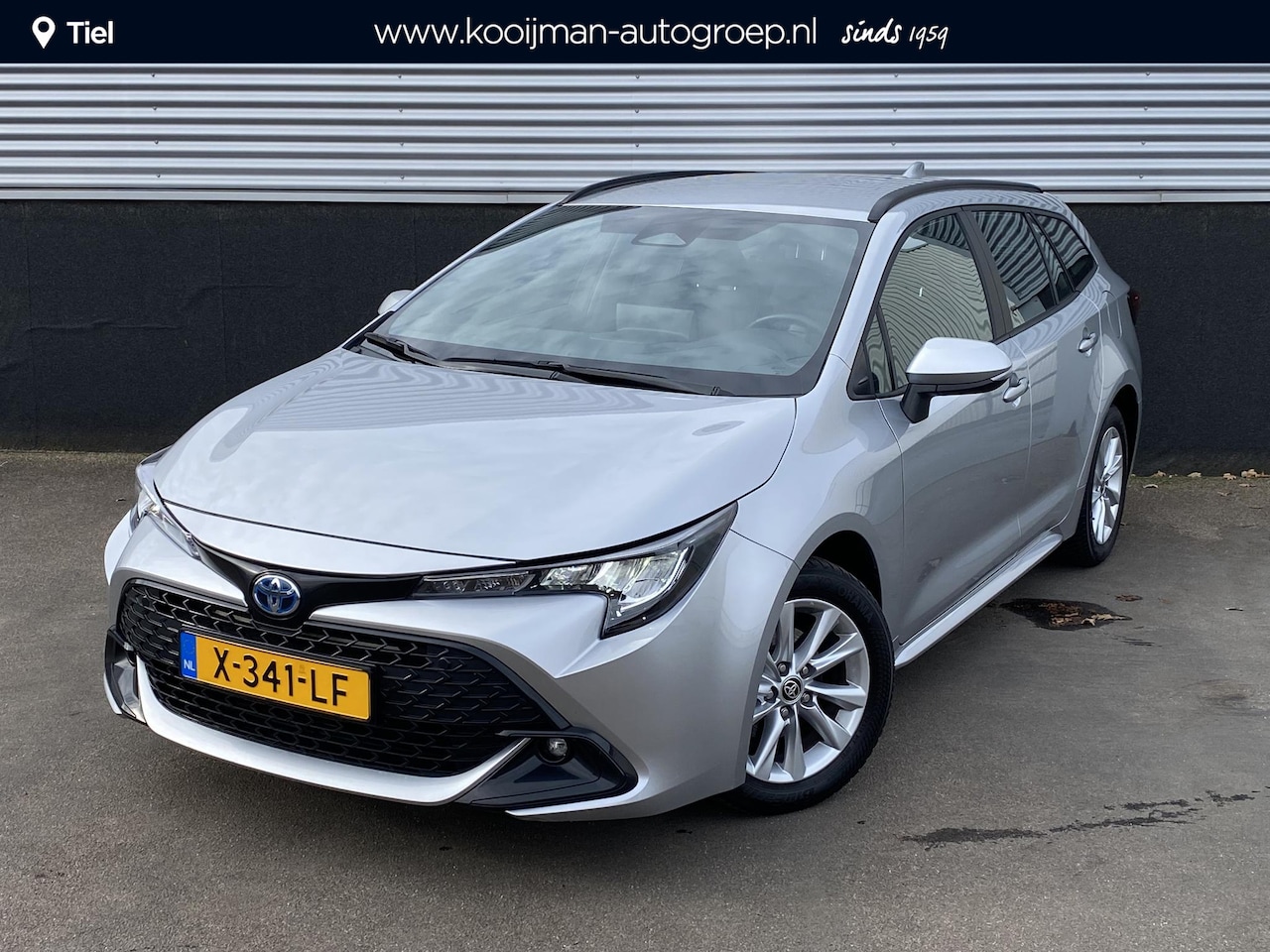 Toyota Corolla Touring Sports - Hybrid 140 Active Adaptieve cruise control, achteruitrij camera, navigatie Apple CarPlay/A - AutoWereld.nl