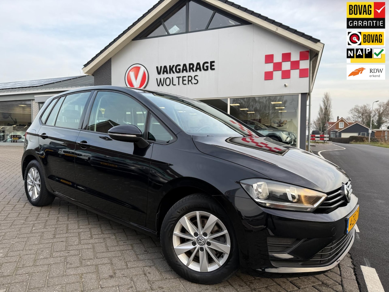 Volkswagen Golf Sportsvan - 1.2 TSI Easyline RIJKLAARPRIJS! - AutoWereld.nl