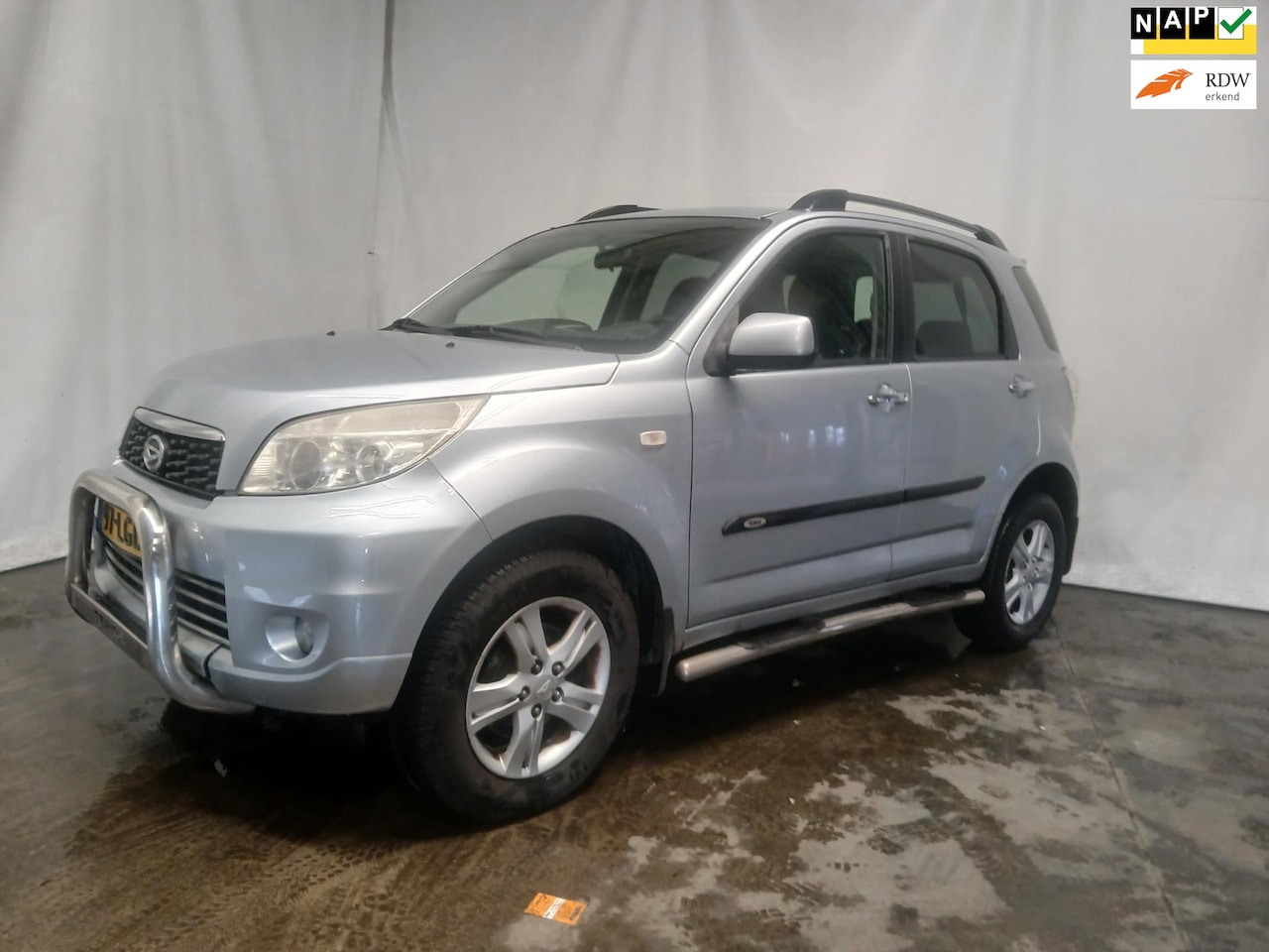 Daihatsu Terios - 1.5 4WD Track - Airco - Leer - Automaat - AutoWereld.nl