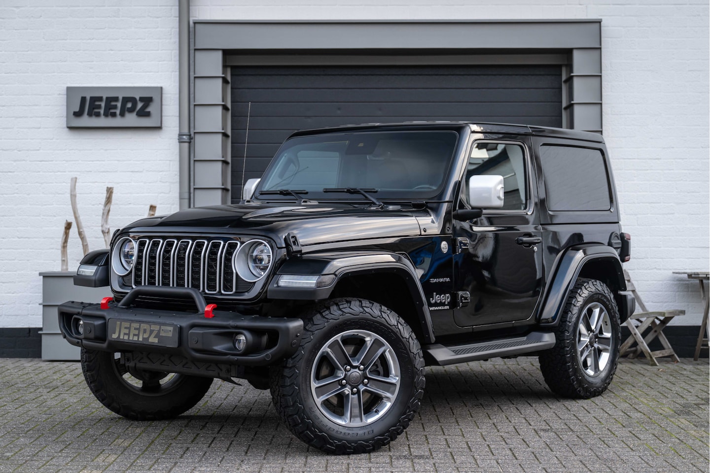 Jeep Wrangler Unlimited - 2.0T Sahara 3 Drs - Ofd Bumper - Jeepz Edition - AutoWereld.nl
