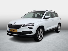 Skoda Karoq - 1.5 TSI ACT Automaat Style Bns Winterpakket/Nav Led/Ecc/El.klep/Keyless/Carplay/Allseason