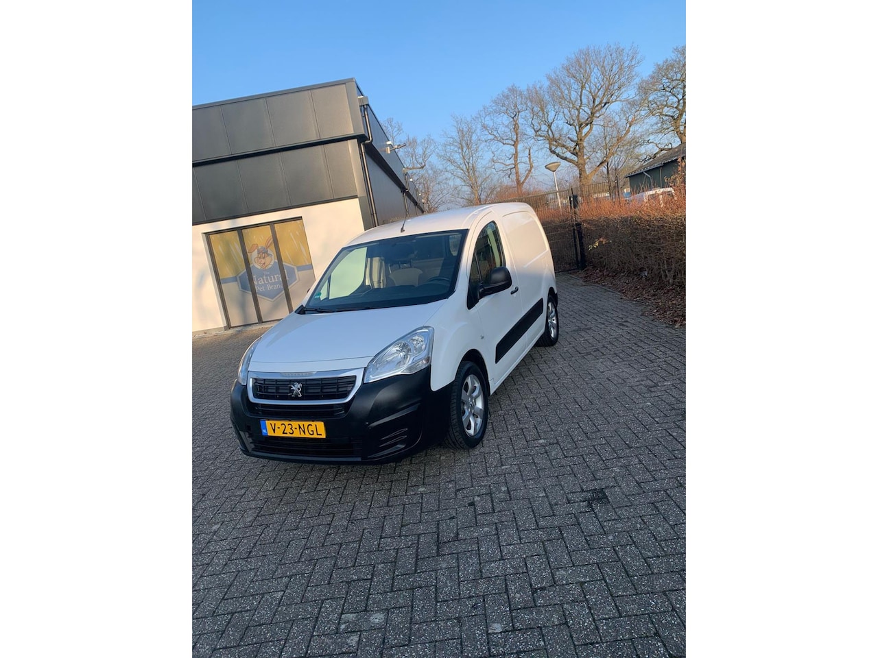 Peugeot Partner - 120 1.6 VTi 98 L1 Pro 120 1.6 VTi 98 L1 Pro - AutoWereld.nl