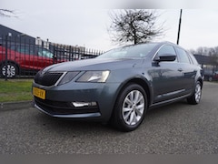 Skoda Octavia Combi - 1.5 TSI Greentech 150pk Aut. DSG-7 Business Edition