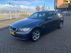 BMW 3-serie - 318i Business Line