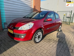 Renault Clio - 1.2-16V Collection 3-deurs Airco Bj:2009 NAP
