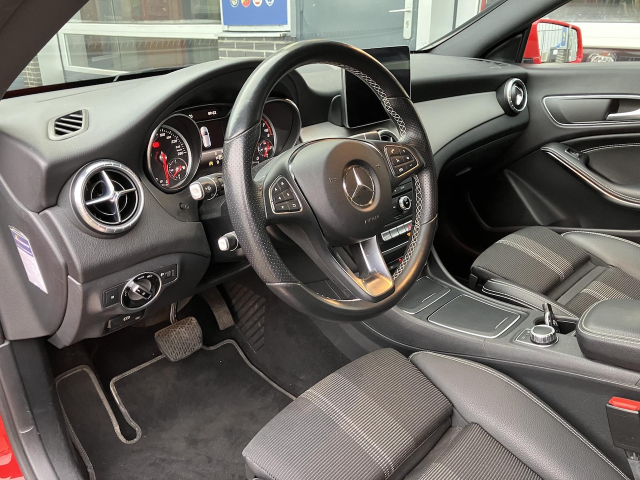 Mercedes-Benz CLA-klasse Shooting Brake - 180 Business Solution 180 Business Solution