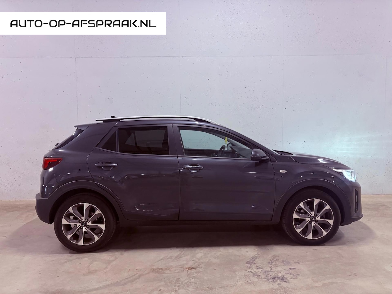 Kia Stonic - 1.0 T-GDi Sports Edition Navi Camera Airco Cruise C. - AutoWereld.nl