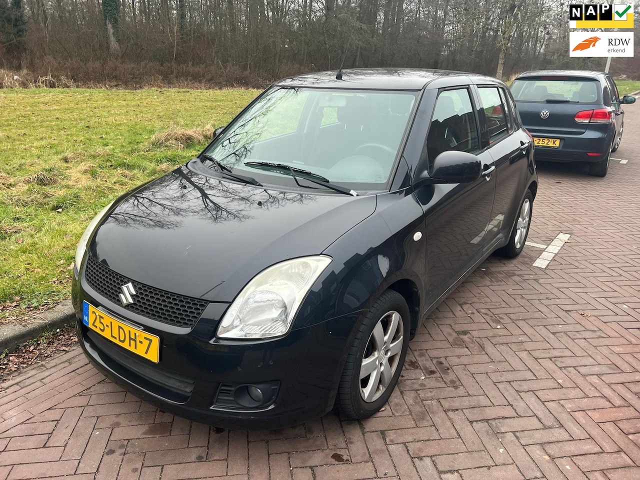 Suzuki Swift - €1850,-1.3 Exclusive LEES TEKST GOED AUB !!!! - AutoWereld.nl