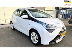 Toyota Aygo - 1.0 VVT-i x-play | Camera | Airco | Nette Auto