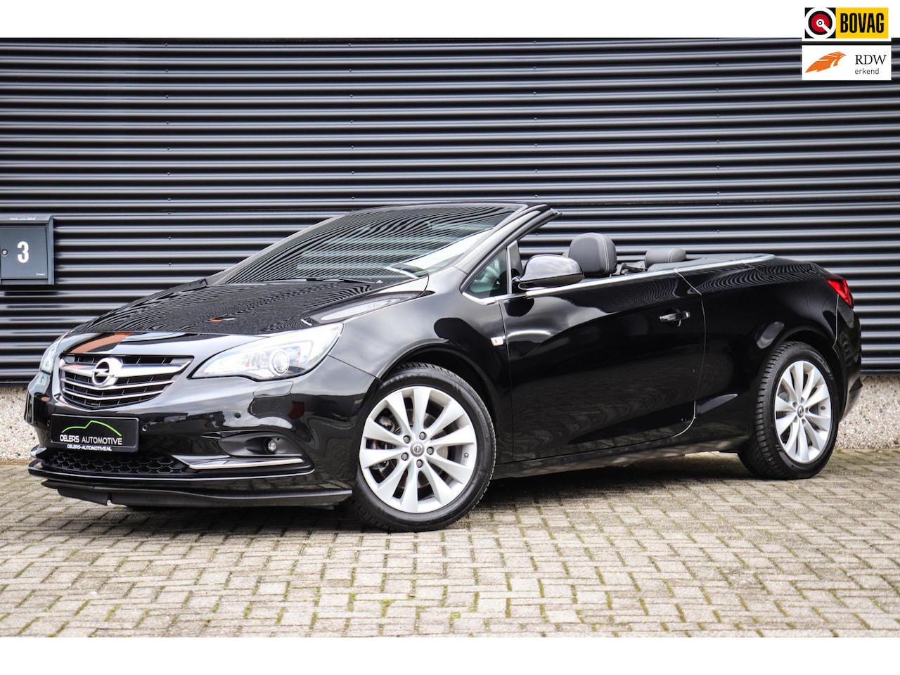 Opel Cascada - 1.6 SIDI Innovation | Leder | Stoelverw. | Stoelventilatie | Navi | Stuurwielverw. | Metal - AutoWereld.nl