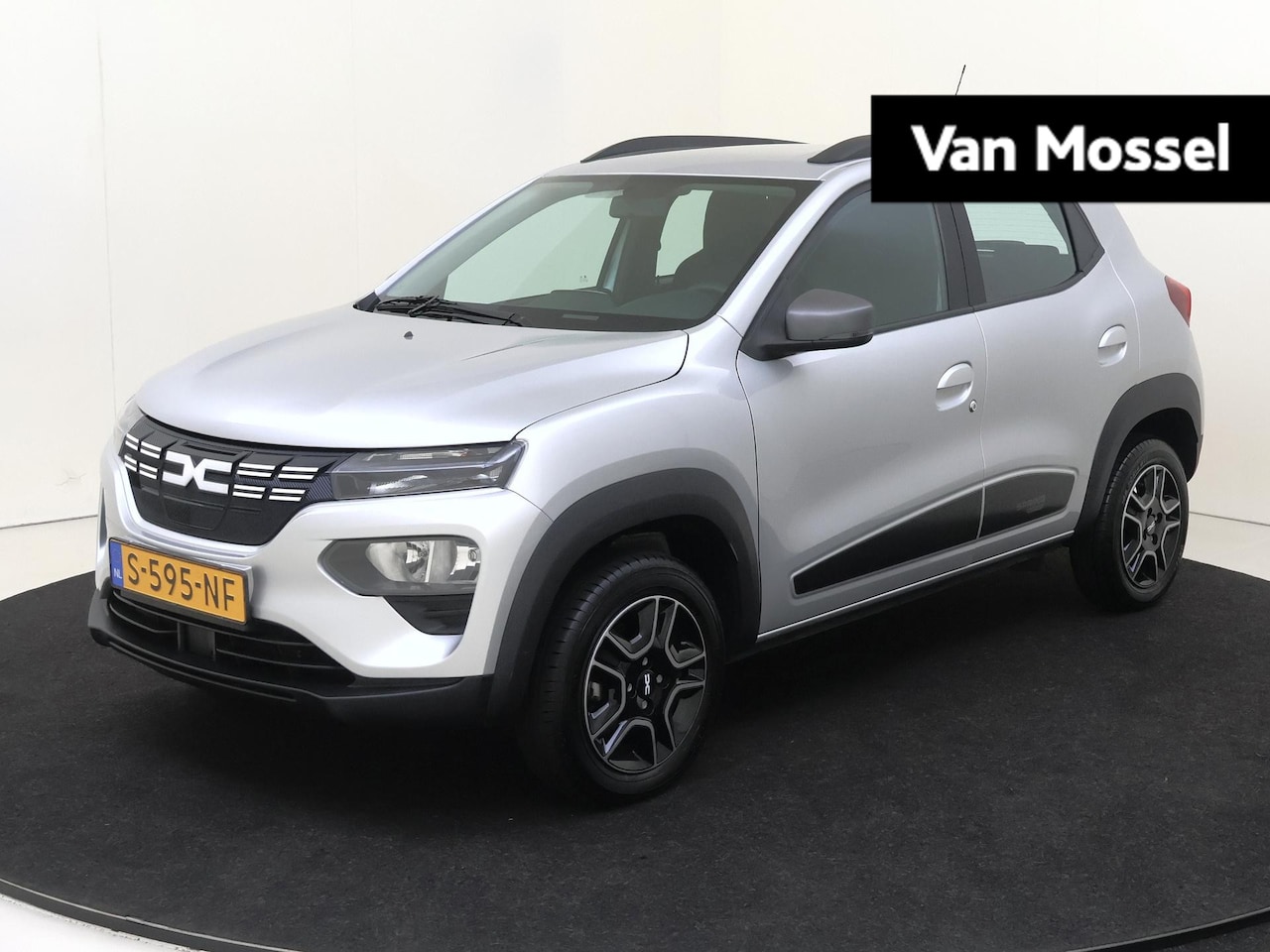 Dacia Spring - Expression 27 kWh 86 PK Automaat | Navigatie | Airco | Camera |  Parkeersensoren Achter - AutoWereld.nl