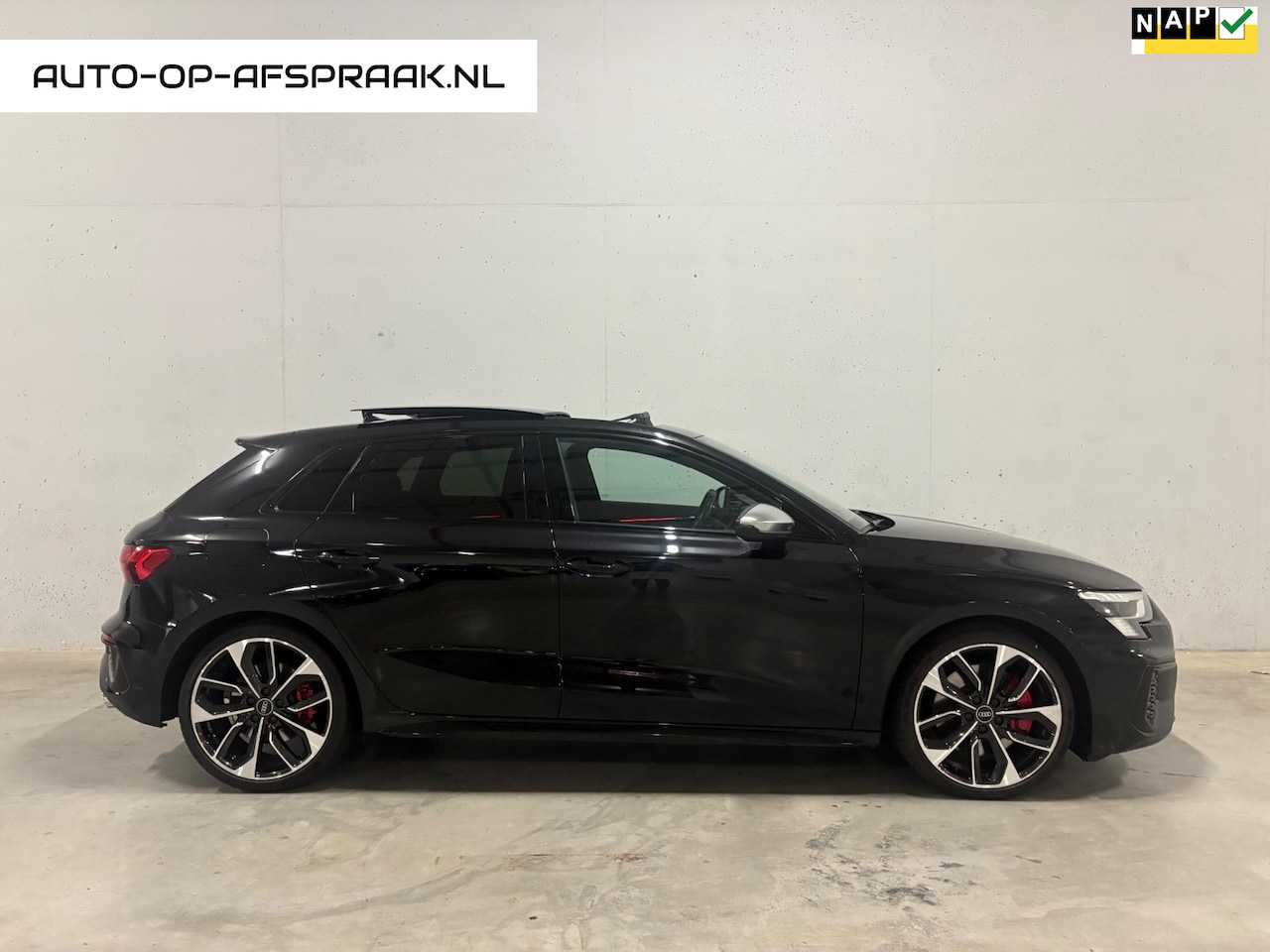 Audi S3 - Sportback 2.0 TFSI quattro Pano B&O Camera Head-up 310pk - AutoWereld.nl