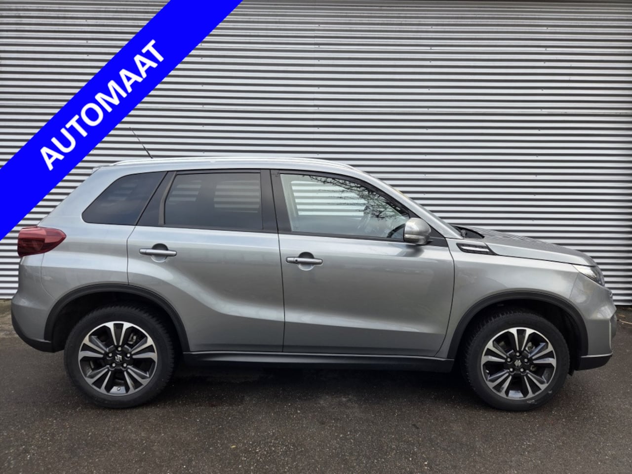 Suzuki Vitara - 1.5 Hybrid Style Trekhaak/ all season banden - AutoWereld.nl