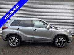 Suzuki Vitara - 1.5 Hybrid Style Trekhaak/ all season banden