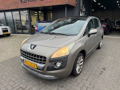 Peugeot 3008 - 1.6 VTi ST PANO CLIMA NAVI TREKHAAK ORIG NL NAP