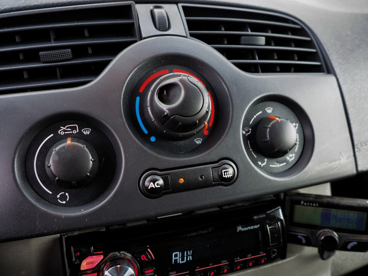 Renault Kangoo Express - 1.6 16V AIRCO CRUISE TREKH. ELEK. PAKKET