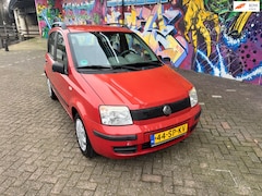 Fiat Panda - 1.1 Young stuurbekrachtiging rijd goed apk december 2026 lak hier en daar niet netjes koop
