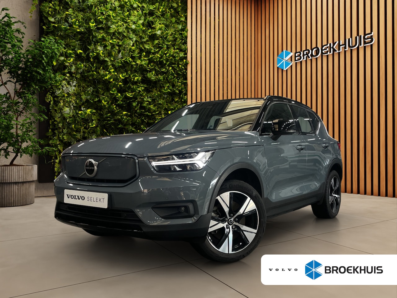Volvo XC40 - Recharge P8 AWD R-Design 408pk | Camera | Leder | Stoel/stuurverwarming | CarPlay - AutoWereld.nl