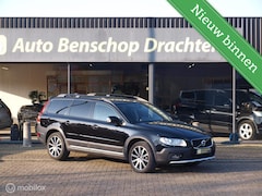 Volvo XC70 - AWD Aut6 2.4D 5Cyl Standkachel Leer Xenon Navi Clima Pdc