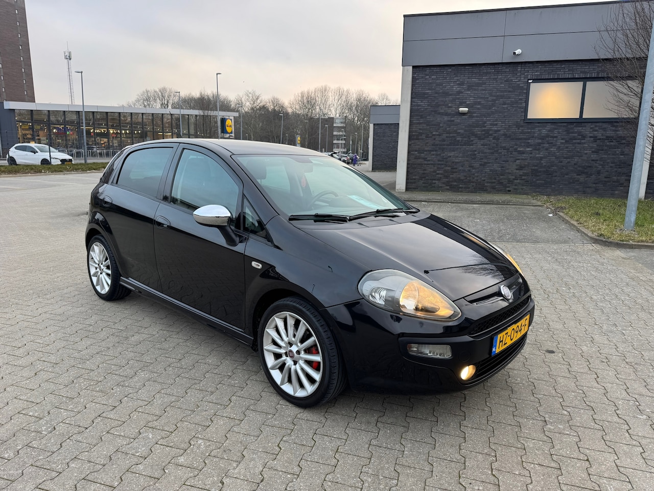 Fiat Punto Evo - 1.4-16V Multiair Racing 1.4-16V Multiair Racing - AutoWereld.nl