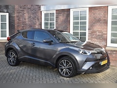 Toyota C-HR - 1.2 Executive Wij zijn op afspraak geopend Graag bellen voor uw komst