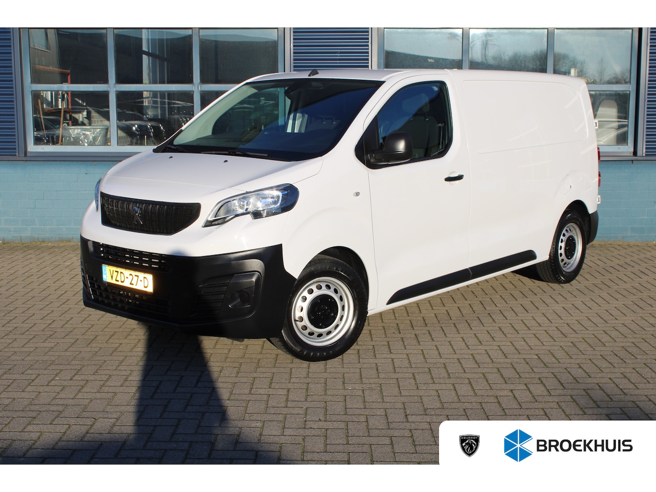 Peugeot Expert - L2 1.5 BlueHDI 120 PK | NAVI | CAMERA CAMERA | CARPLAY | BETIMMERING LAADRUIMTE - AutoWereld.nl