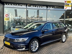 Volkswagen Passat Variant - 1.4 TSI GTE Connected Aut. Navi Camera Trekhaak NAP NL-Auto Dealeronderhouden