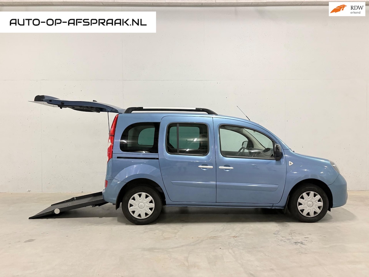 Renault Kangoo Family - 1.6-16V ROLSTOEL Uitvoering Automaat Cruise Clima - AutoWereld.nl