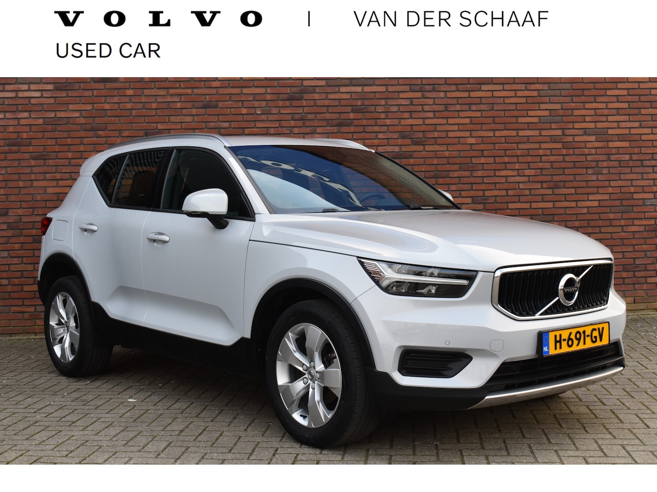 Volvo XC40 - T3 163PK Momentum Pro | Leder | - AutoWereld.nl