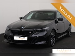 BMW i5 - M60 xDrive 84 kWh M60 Pro Zeer exclusief
